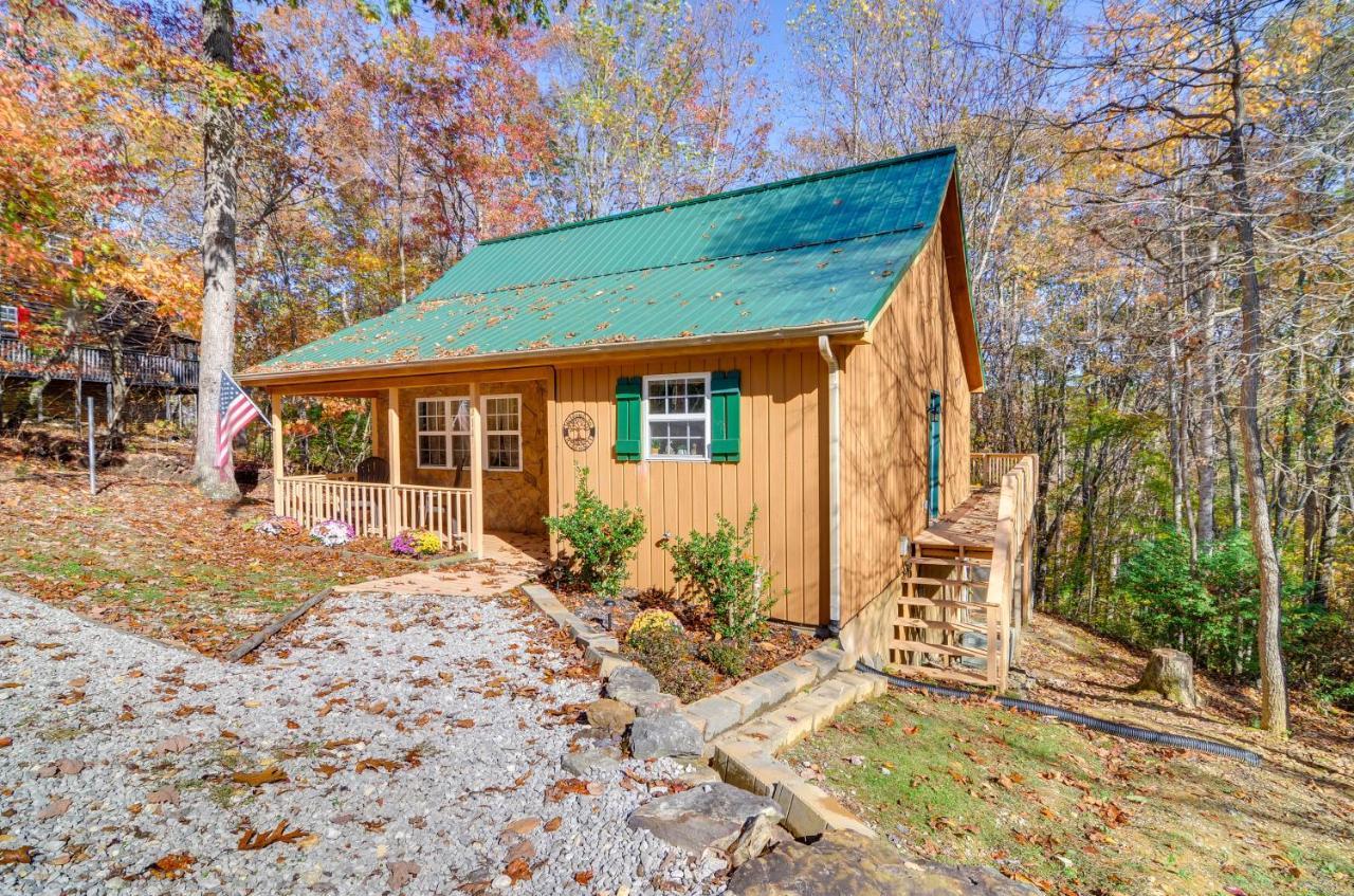 Burnside Resort Cabin With Hot Tub And Outdoor Spots! 외부 사진