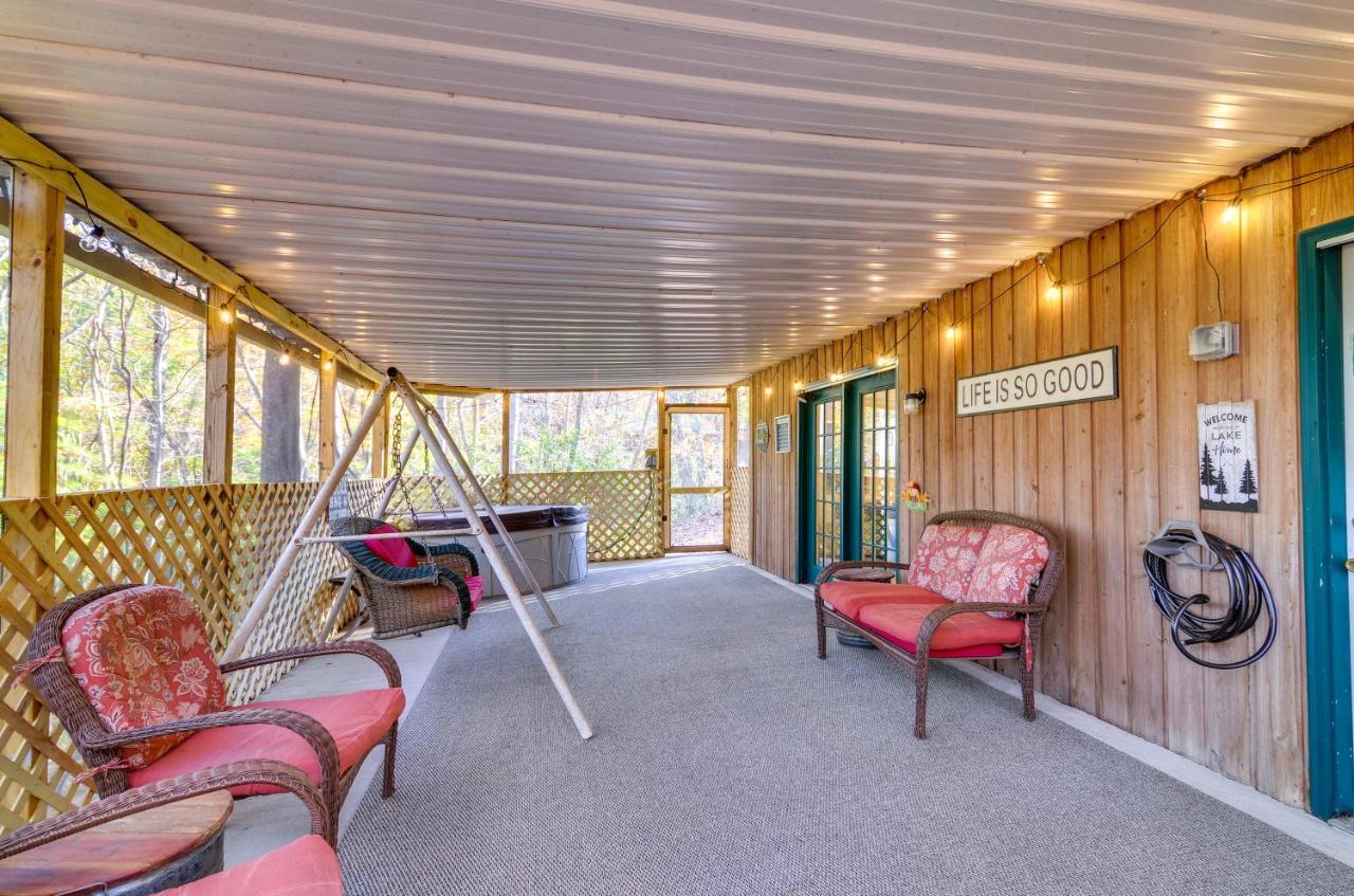 Burnside Resort Cabin With Hot Tub And Outdoor Spots! 외부 사진